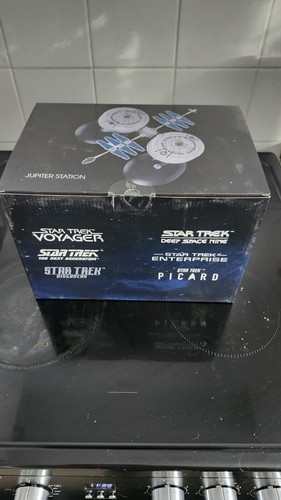 Star trek starships jupiter - star,